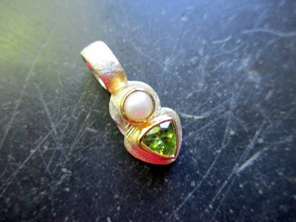 Anhänger, Perle, Peridot, Sterlingsilber, teilweise vergoldet, 2 Steine, Schmuck