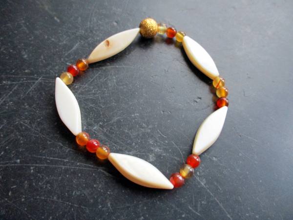 Armband, Perlmutt, Mondstein, weiß, orange, Silber, vergoldet