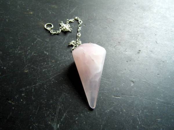 Pendel, Spitzpendel, Rosenquarz, Metall, Schamane, Esoterik, Wicca