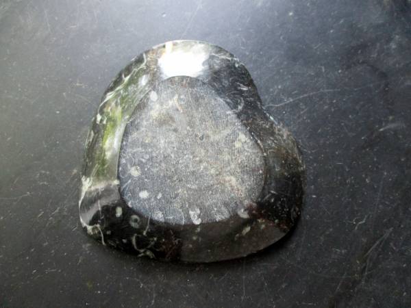 Schale, Seifenschale, Orthoceras, schwarz, weiß, Herz, Herzform, Deko, Geschenk