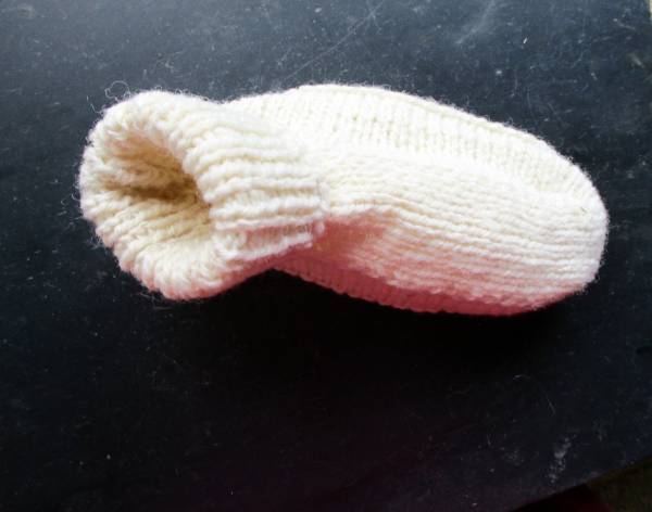 Baby, Booties, Schuhe, Schühchen, weiss, Strickschuhe, Baby, Wolle, Leder