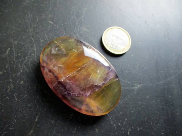 Handschmeichler, Seifenstein, Regenbogenfluorit, Fluorit, schillernd, bunt, Deko