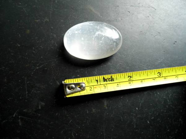 Handschmeichler, Seifenstein, Selenit, schimmernd, weiß, Deko