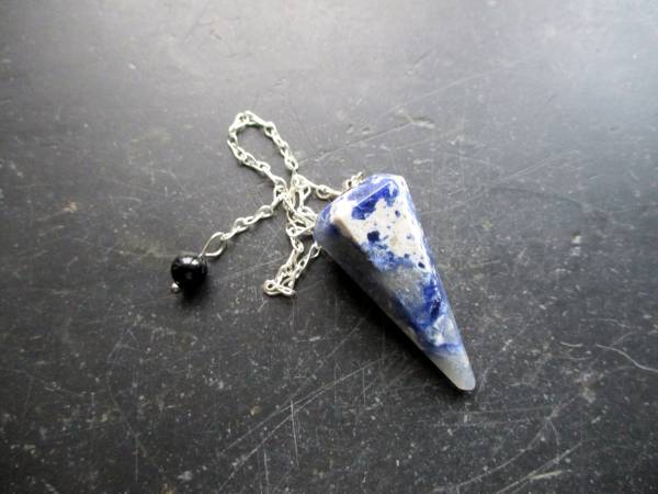 Sonderangebot, Pendel, Spitzpendel, Sodalith, blau, Wicca