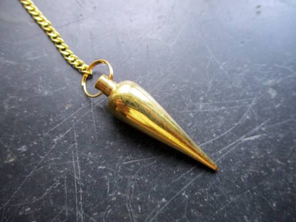 Pendel, Spitzpendel, groß, Messing, Wicca, Schamane