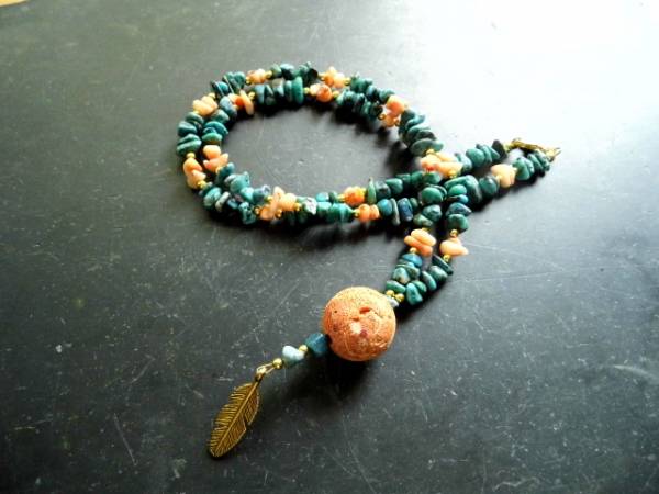 Kette, Türkis, Koralle, Kugel, Feder, Messing, orange, grün, Indianer Schmuck